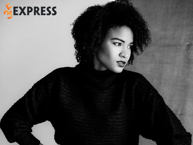 leila-lopes-len-tieng-che-hoa-hau-hoa-binh-the-gioi-nhu-mot-rap-xiec-2-35express