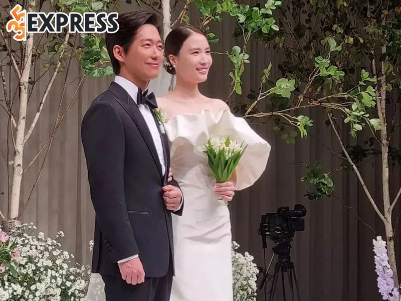 nam-than-phan-dien-nam-goong-min-voi-cuoc-song-hanh-phuc-2-35express