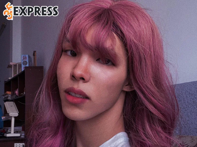 nem-pham-hot-tiktoker-dinh-dam-duoc-dan-kpop-yeu-thich-1-35express