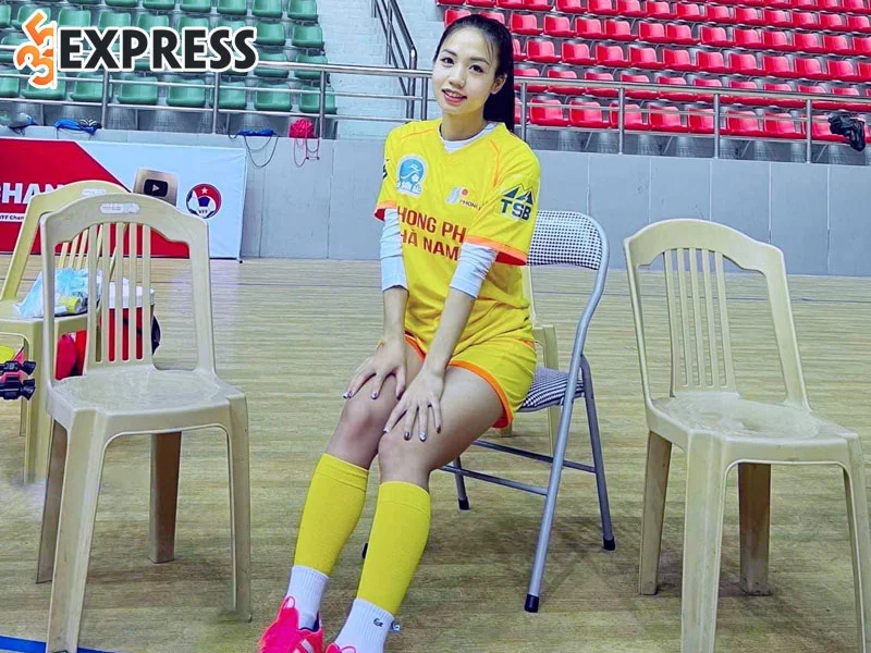 nhan-sac-doi-thuong-cua-tran-thi-duyen-1-35express