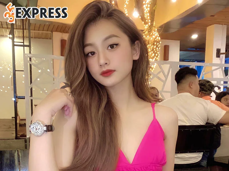 nhan-sac-ngot-ngao-cua-doan-kim-anh-co-nang-a-khoi-1-dai-hoc-duy-tan-1-35express