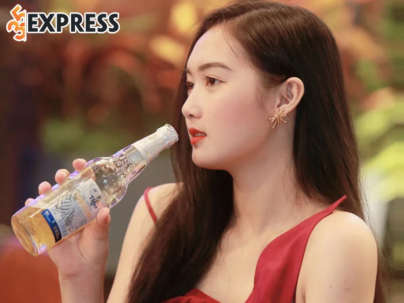 nhung-hinh-anh-dep-cua-hot-girl-pham-thi-hoa-phuong-3-35express