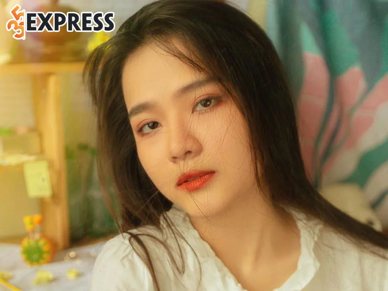 nhung-hinh-anh-xinh-xan-cua-phan-kieu-chi-2-35express