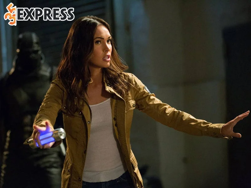 su-nghiep-dien-xuat-cua-megan-fox-2-35express