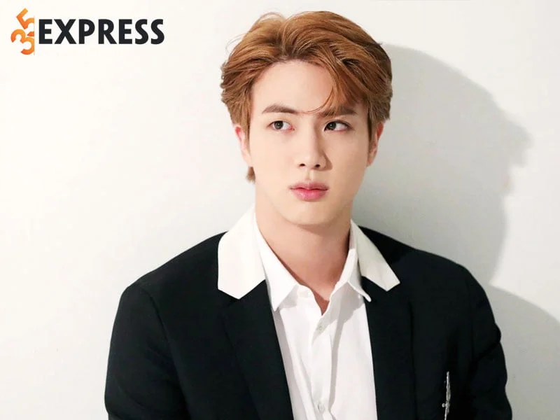 su-nghiep-toa-sang-cua-anh-ca-jin-bts-35express