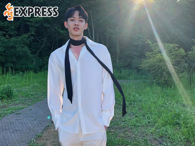 tom-tat-ly-lich-tieu-su-dien-vien-kim-hyun-jin-35express