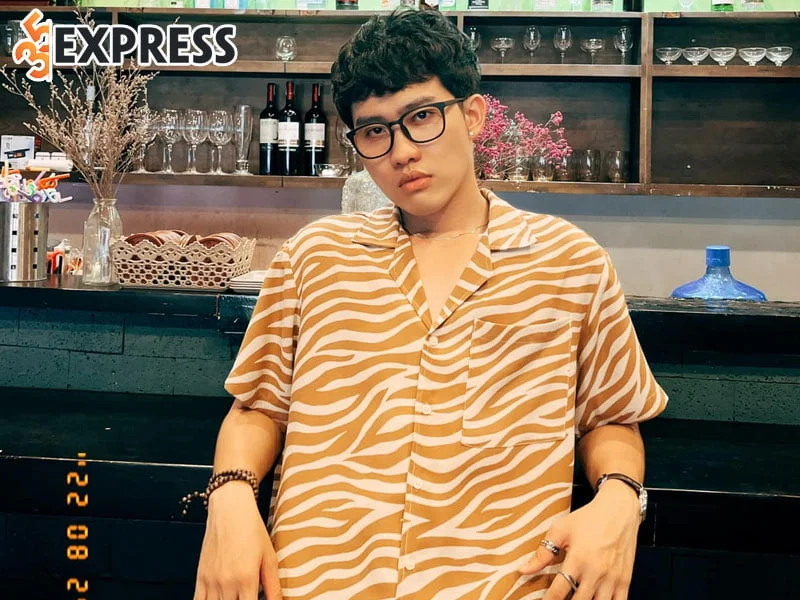 tom-tat-ly-lich-tieu-su-mita-nguyen-minh-tan-35express