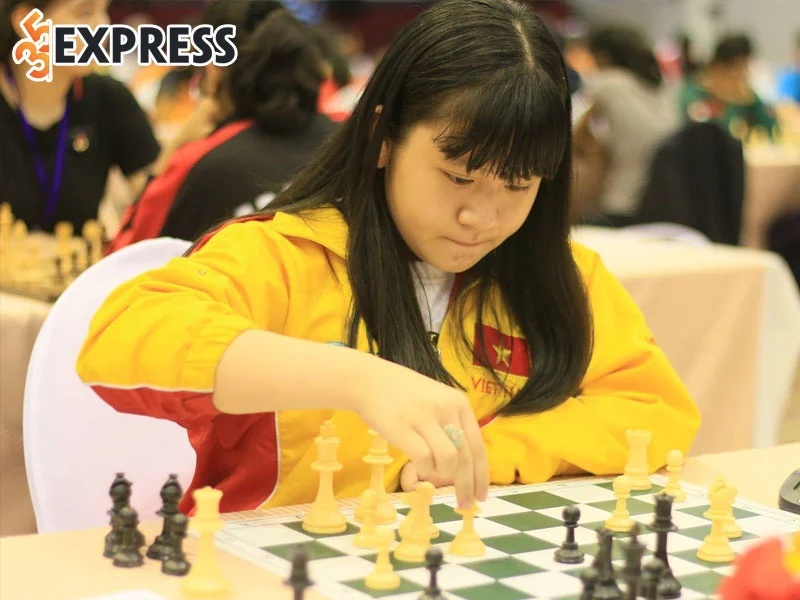 tom-tat-ly-lich-tieu-su-tuyen-thu-nguyen-thien-ngan-35express