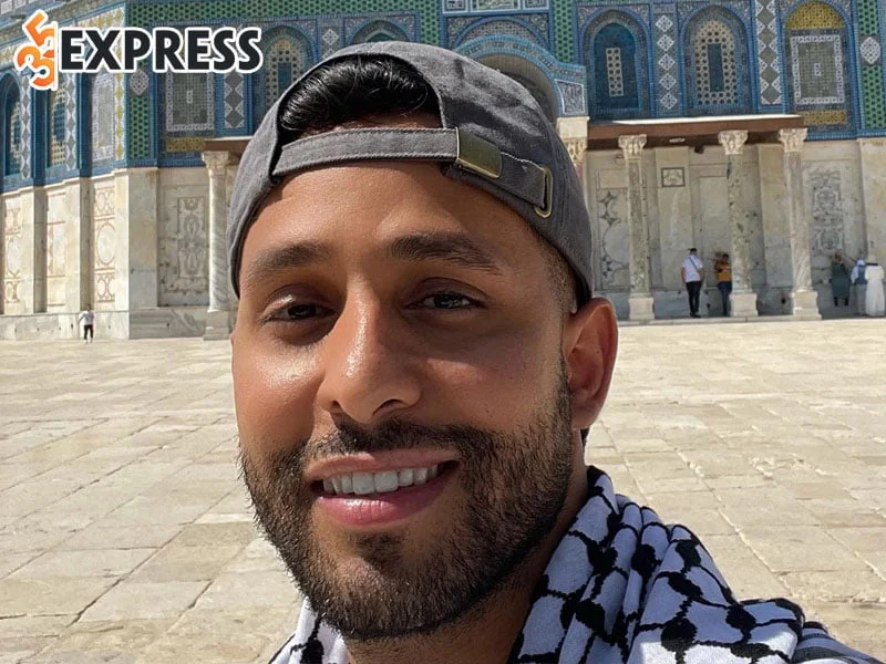 tom-tat-ly-lich-tieu-su-youtuber-anwar-jibawi-35express