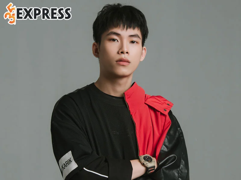tom-tat-ve-ly-lich-tieu-su-cua-dlow-35express