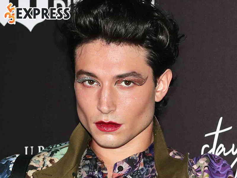 tom-tat-ve-ly-lich-tieu-su-cua-ezra-miller-35express