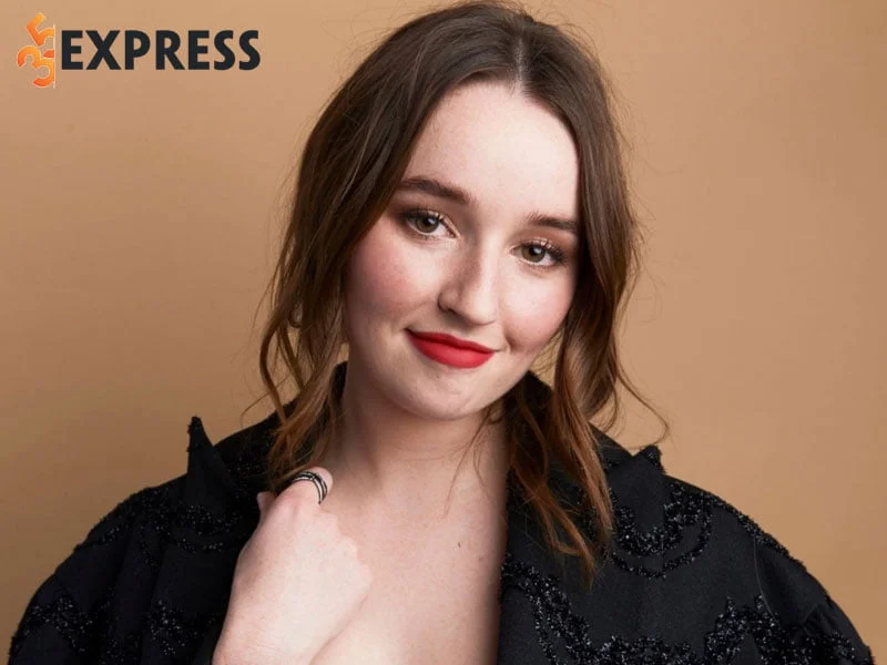 tom-tat-ve-ly-lich-tieu-su-cua-kaitlyn-dever-35express