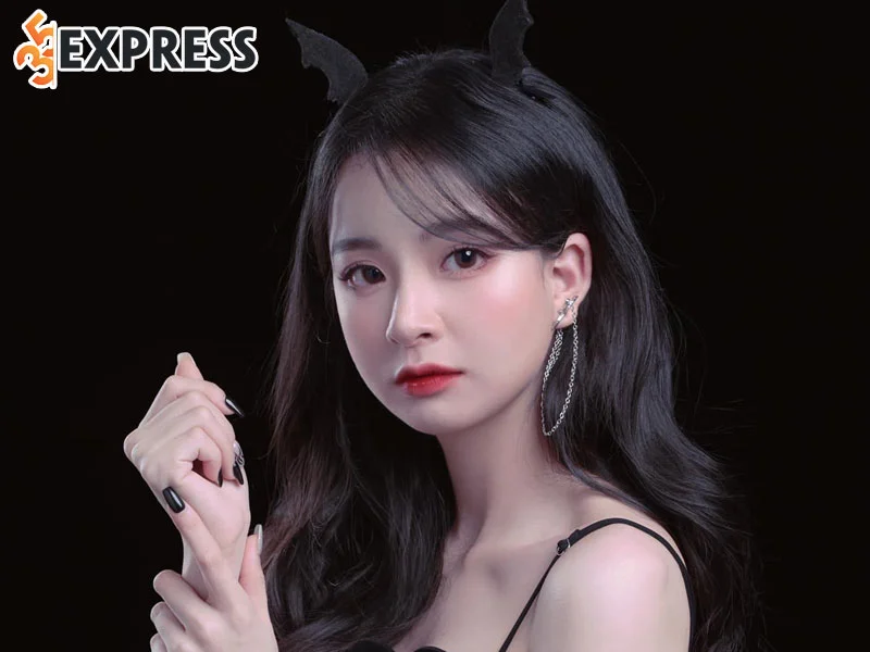 tom-tat-ve-ly-lich-tieu-su-cua-meo-2k4-35express