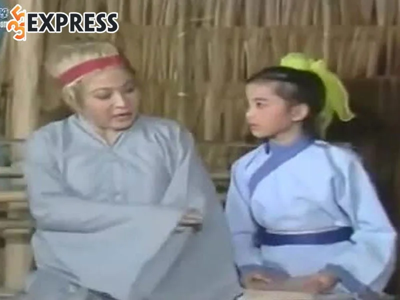 tom-tat-ve-ly-lich-tieu-su-cua-nghe-si-cai-luong-bich-thuy-35express