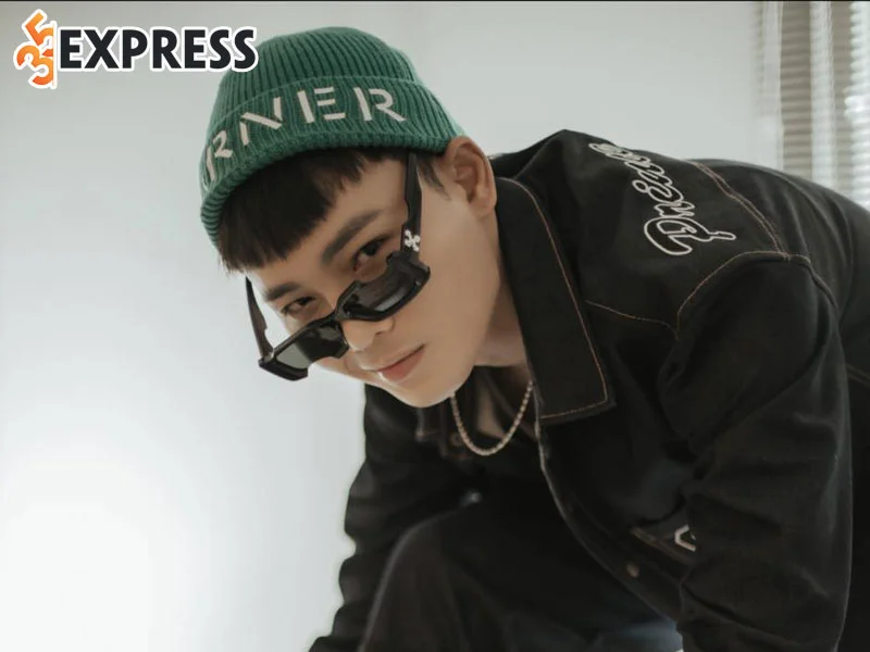 tom-tat-ve-ly-lich-tieu-su-cua-nguyen-anh-tu-35express