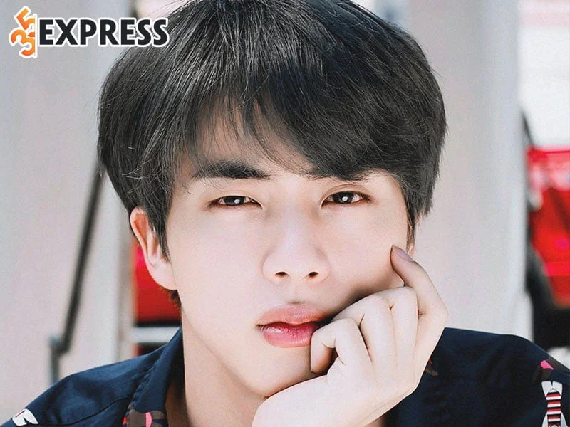 xuat-than-cua-nam-than-tuong-kpop-jin-bts-1-35express