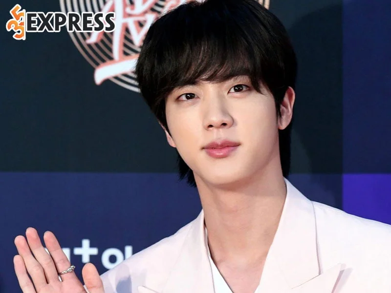 xuat-than-cua-nam-than-tuong-kpop-jin-bts-35express