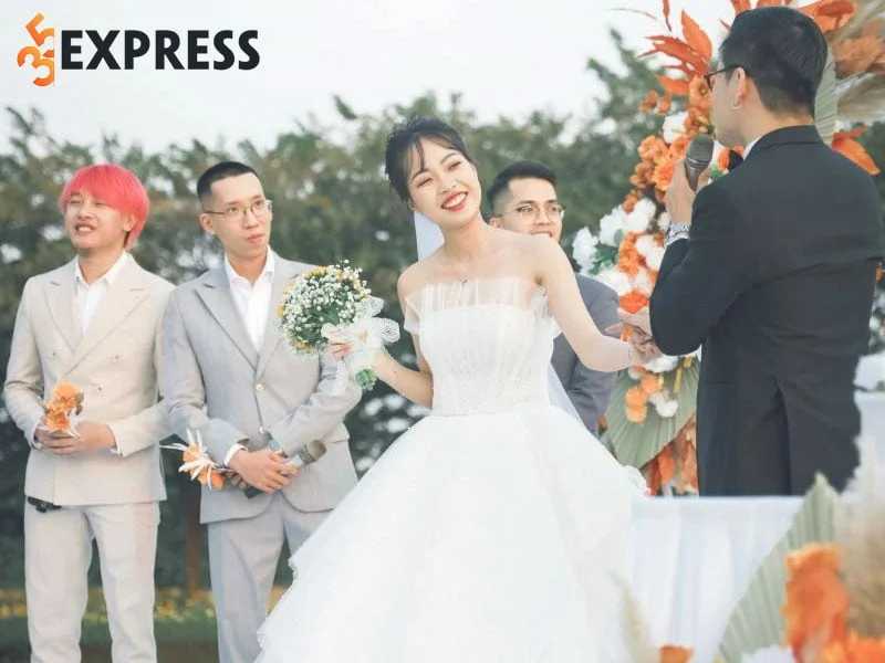 blv-hoang-son-chinh-thuc-tro-thanh-chong-nguoi-ta-3-35express
