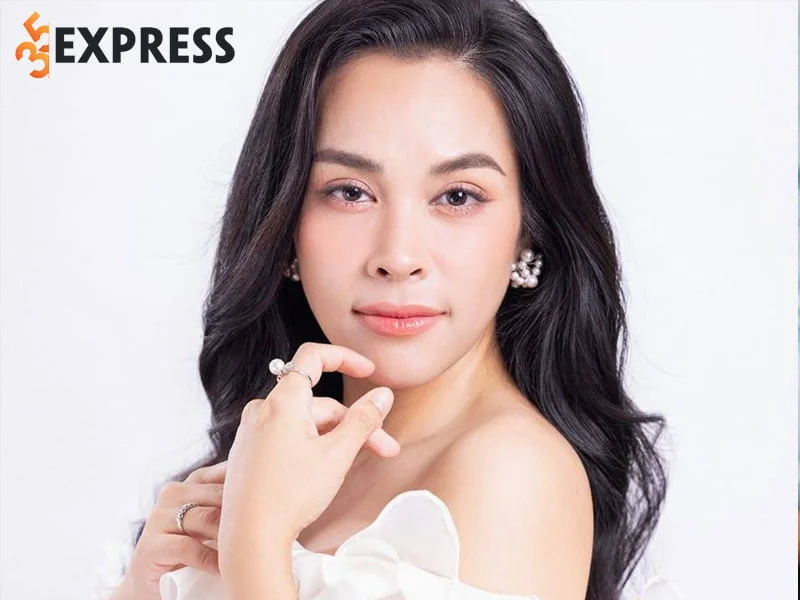 ca-si-ngoc-mai-la-ai-1-35express