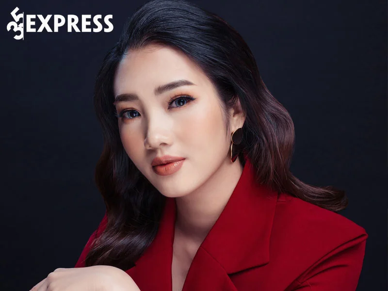 chu-nhan-huyen-phi-cosmestic-xinh-dep-tai-nang-co-nao-1-35express