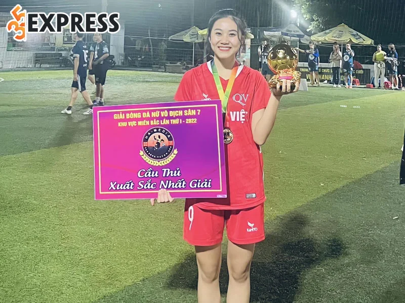 co-nang-2k2-binh-gau-don-tim-moi-nguoi-bang-su-dang-yeu-1-35express