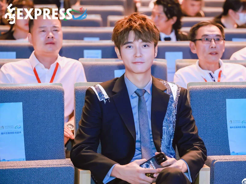 con-duong-nghe-thuat-cua-nam-than-hoa-ngu-truong-dan-phong-2-35express
