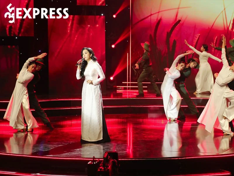 con-duong-su-nghiep-cua-ca-si-ngoc-mai-2-35express