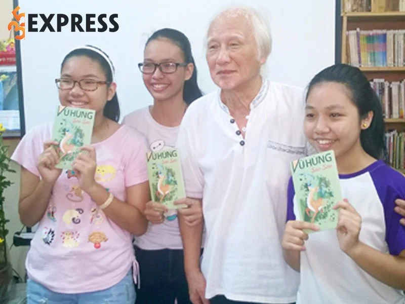 con-duong-su-nghiep-cua-nha-van-vu-hung-1-35express