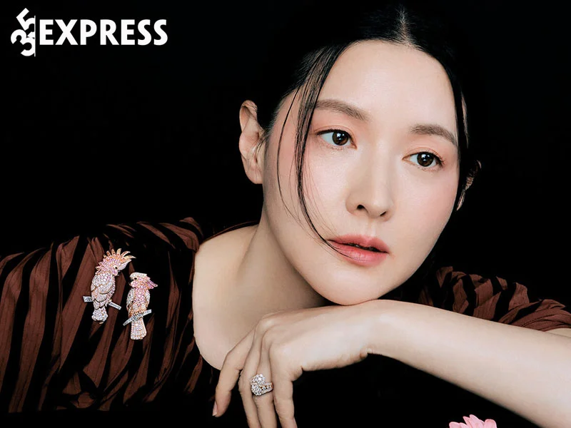 dien-vien-lee-young-ae-ho-tro-chi-phi-dua-nan-nhan-nga-ve-nuoc-1-35express