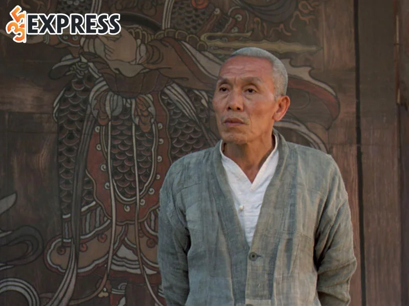 dien-vien-oh-yeong-su-bi-to-quay-roi-phu-nu-35express