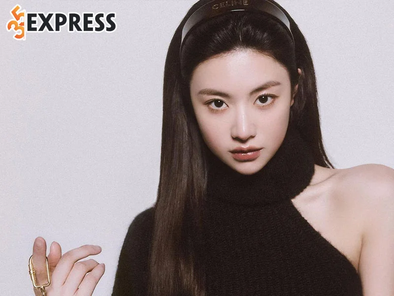 go-yoon-jung-tung-bi-miet-thi-ve-ngoai-hinh-3-35express