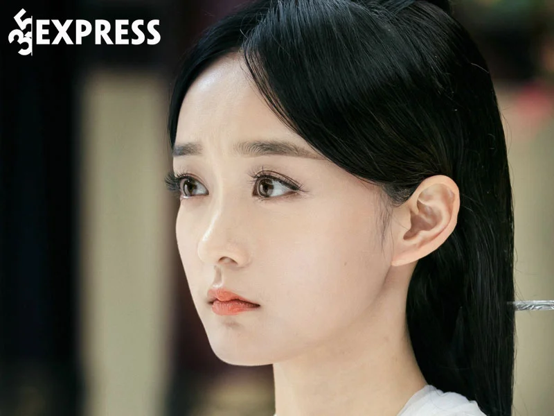 ha-hoang-san-doa-hoa-no-muon-cua-man-anh-hoa-ngu-1-35express