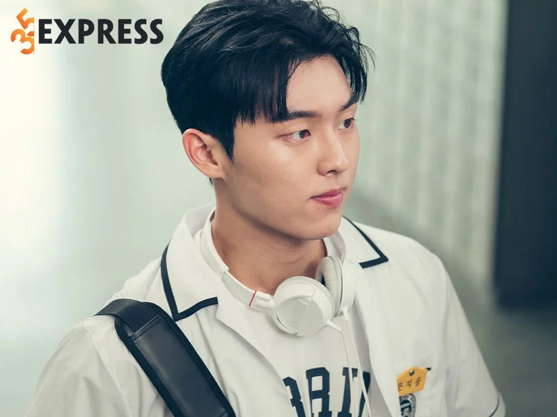 hanh-trinh-chinh-phuc-nghe-thuat-cua-choi-hyun-wook-2-35express
