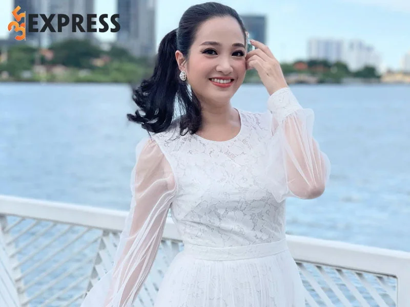 hanh-trinh-den-voi-con-duong-su-nghiep-vung-vang-cua-mc-hong-phuong-3-35express