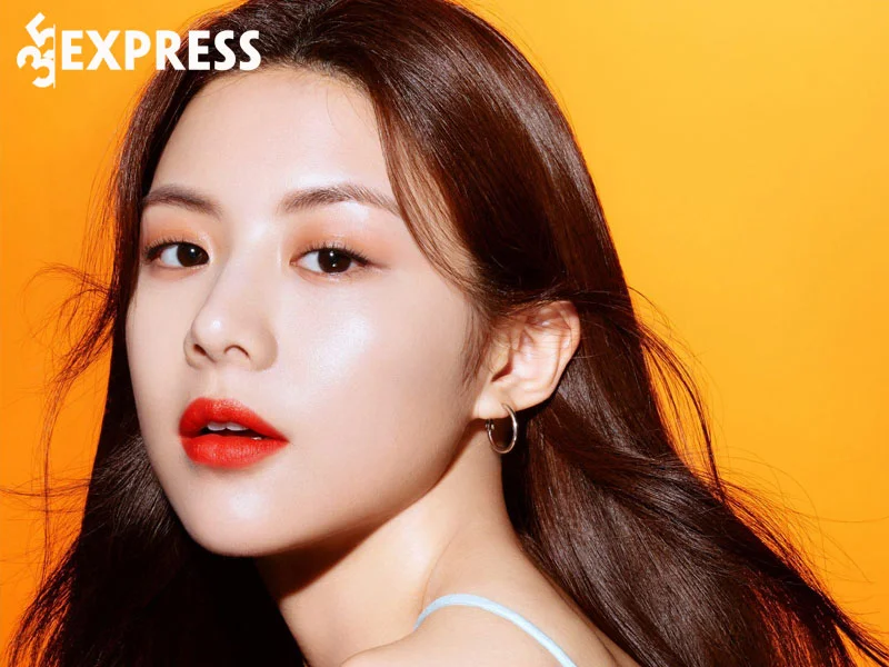 hanh-trinh-su-nghiep-trong-lang-giai-tri-cua-nu-than-the-he-moi-go-yoon-jung-35express