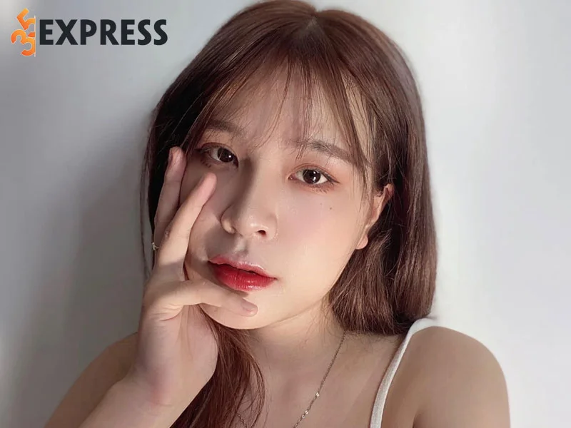 hanh-trinh-tro-thanh-hot-tiktoker-cua-nga-chan-35express