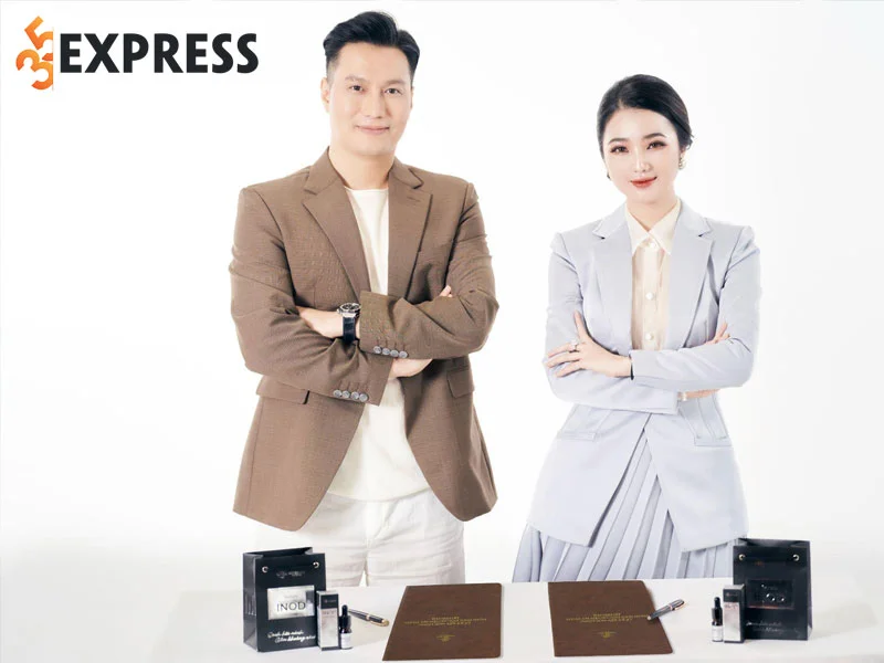 hoang-phi-huyen-co-cuoc-song-vien-man-hanh-phuc-35express