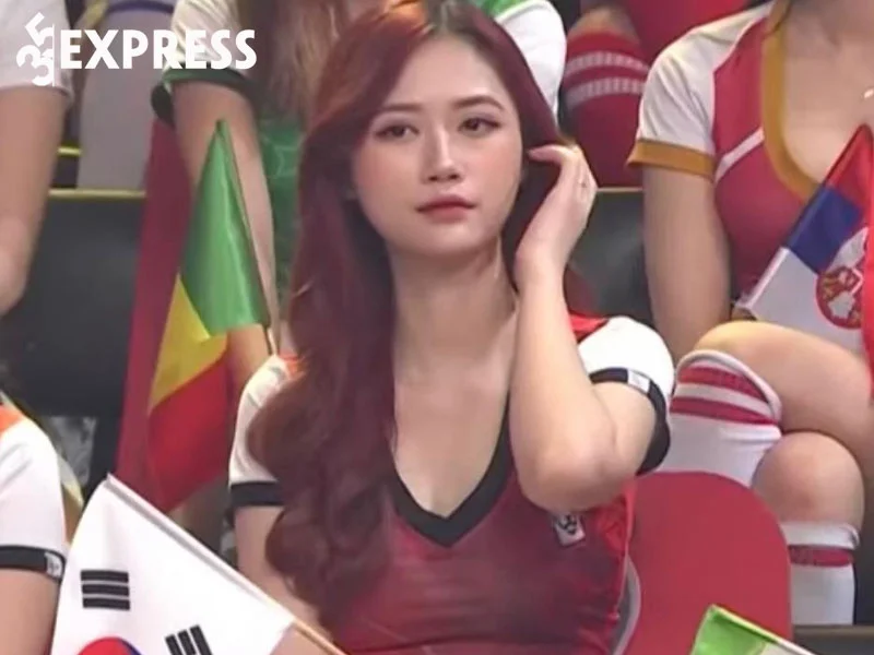 hot-girl-lan-nhi-dai-dien-cho-doi-tuyen-han-quoc-tai-worl-cup-2022-1-35express
