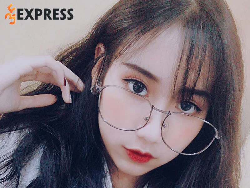 hot-girl-vi-hoa-la-ai-1-35express