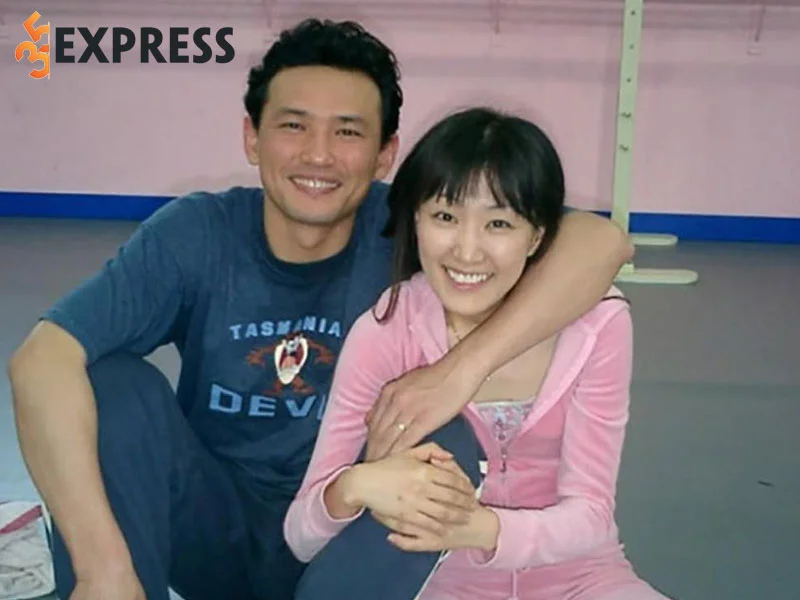 hwang-jung-min-nam-tai-tu-luon-chung-tinh-voi-kim-mi-hye-35express