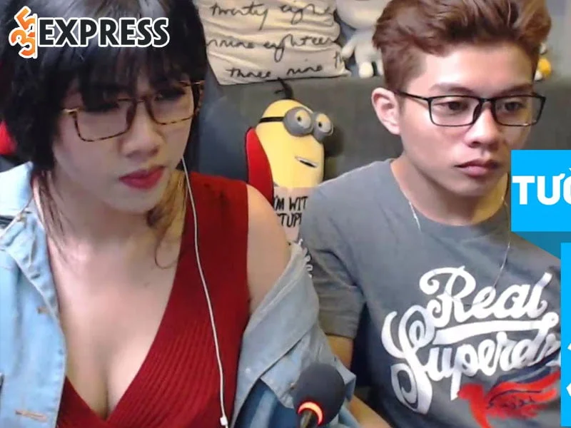 hy-nam-to-bi-vo-cam-sung-ngay-tren-song-livestream-2-35express