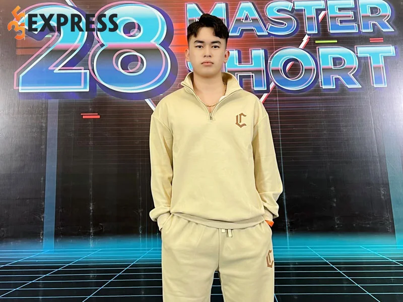 le-trung-hoang-chia-se-ve-dam-me-dien-xuat-35express