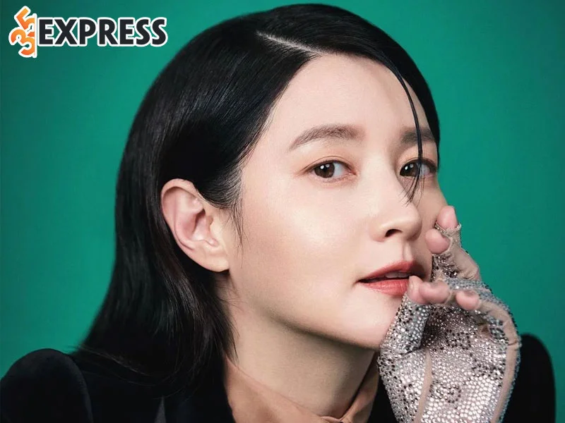 lee-young-ae-quoc-bao-nhan-sac-cua-han-quoc-3-35express