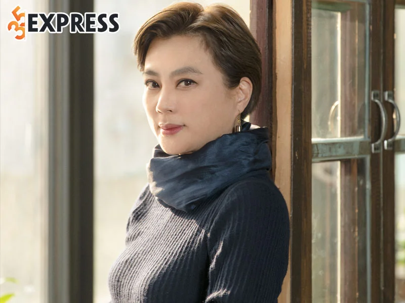 ly-linh-ngoc-la-ai-35express