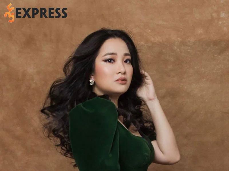 mc-hong-phuong-la-ai-1-35express