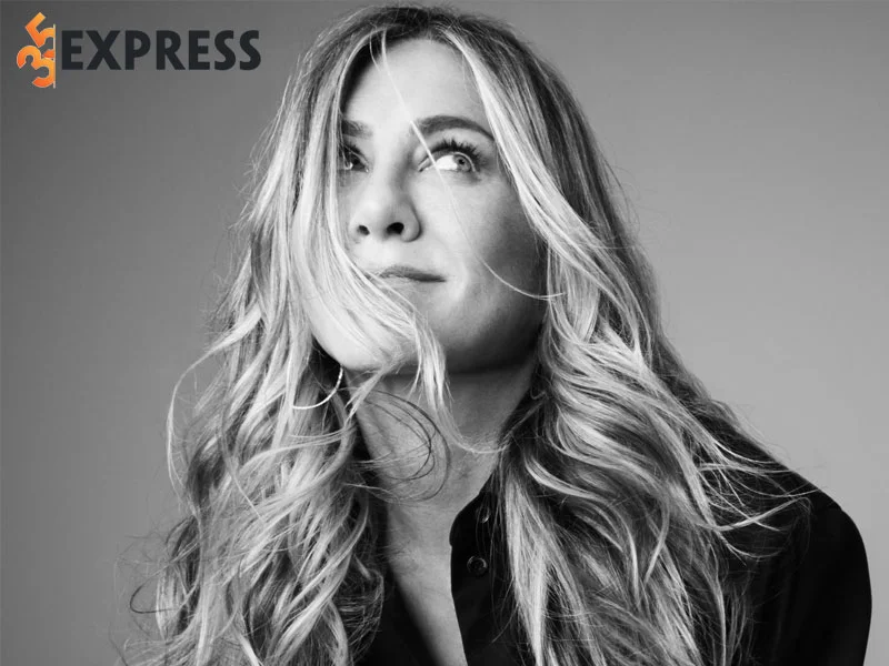 mot-so-hinh-anh-moi-nhat-cua-jennifer-aniston-3-35express