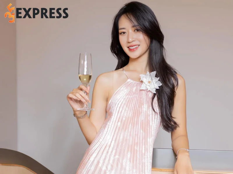 mot-so-hinh-anh-xinh-dep-cua-pham-thi-dan-chi-3-35express