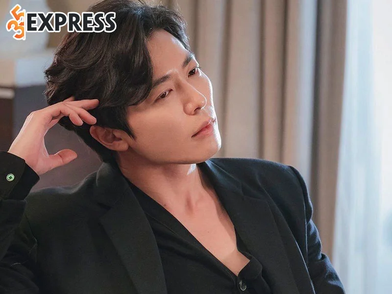 nam-than-kim-jae-wook-voi-vai-chinh-dau-tien-2-35express