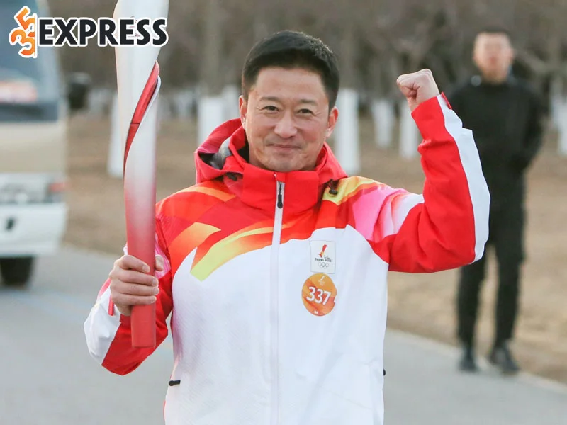 ngo-kinh-khang-dinh-vi-thetrong-chien-lang-2-35express