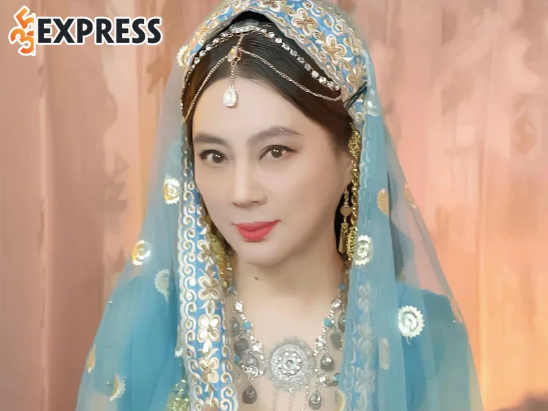 nhan-sac-hien-tai-cua-my-nhan-dep-nhat-nhi-tay-du-ky-1-35express